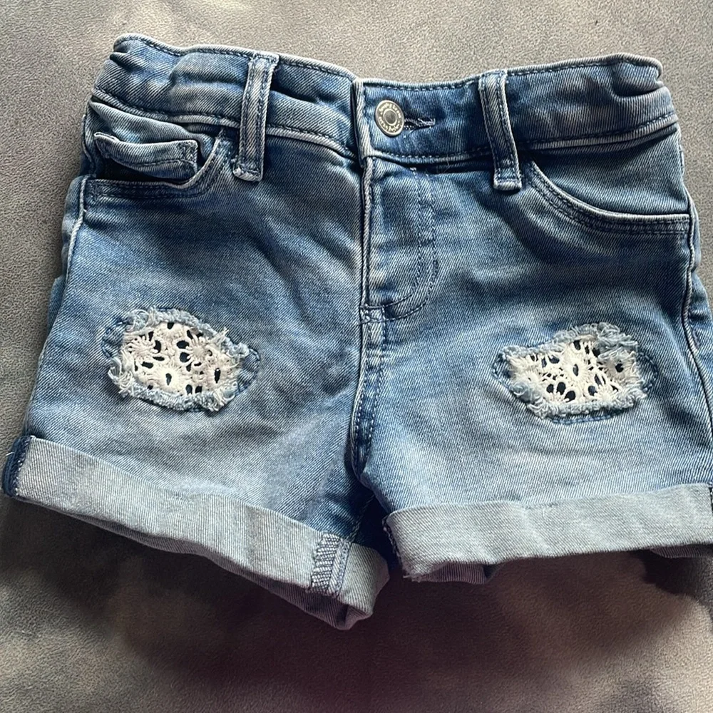 3T Girl’s lot of clothes 10 pieces- Osh Kosh, Cat & Jack and more!
